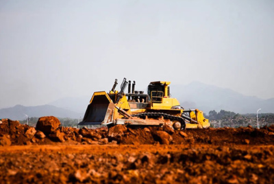 2023全球工程機(jī)械制造商50強(qiáng)排行榜（Yellow Table 2023）公布，山推再度上榜，位列第31位，較去年名次上升2位，成為唯一一家排名上升的中國工程機(jī)械品牌